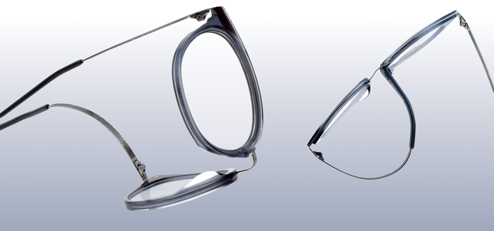 Eyeglasses tíotáiniam cuimhne